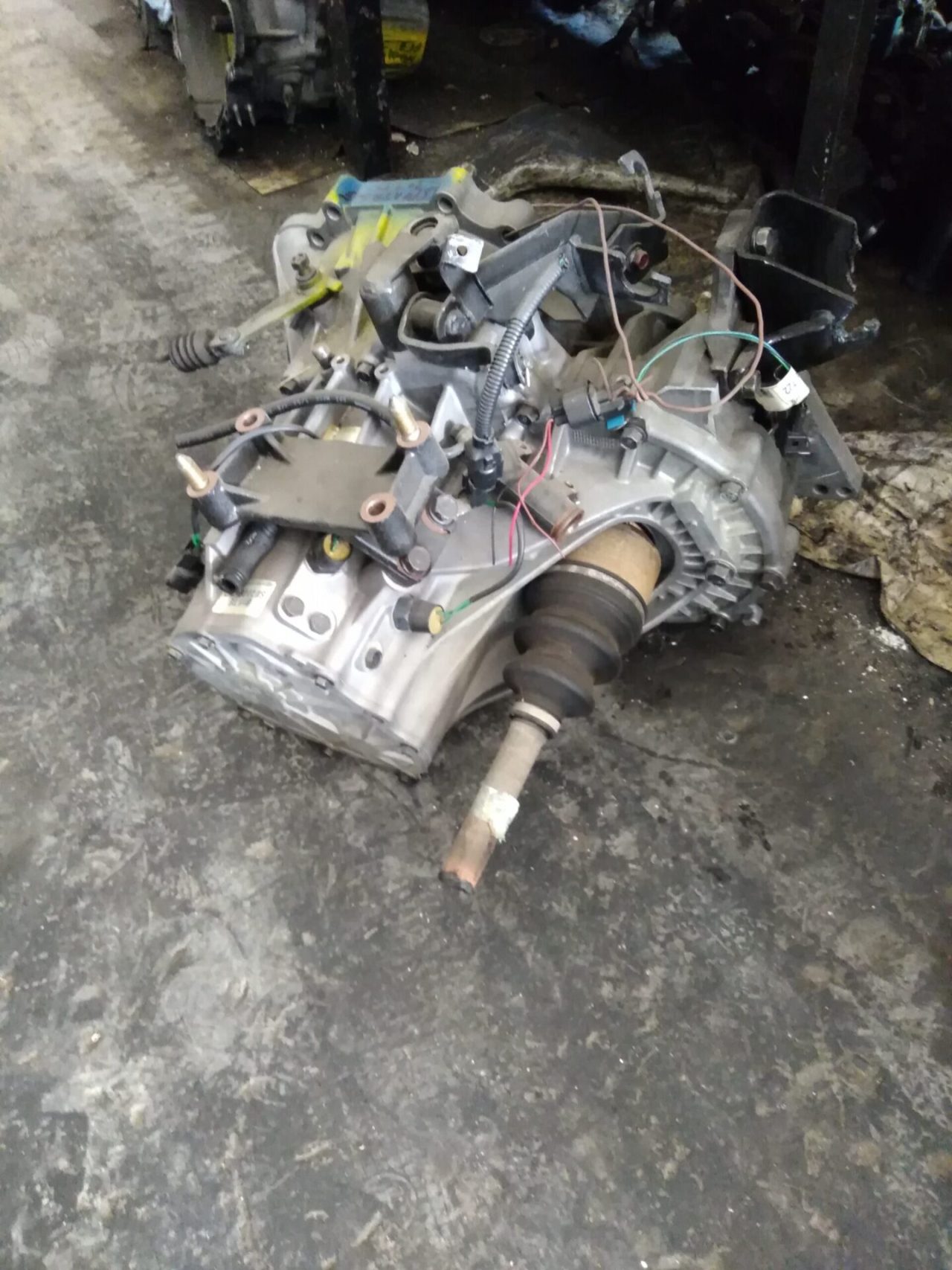 CAMBIO MANUALE 5 MARCE KIA SPORTAGE 4X4 2004 - 2008 - immagine 2