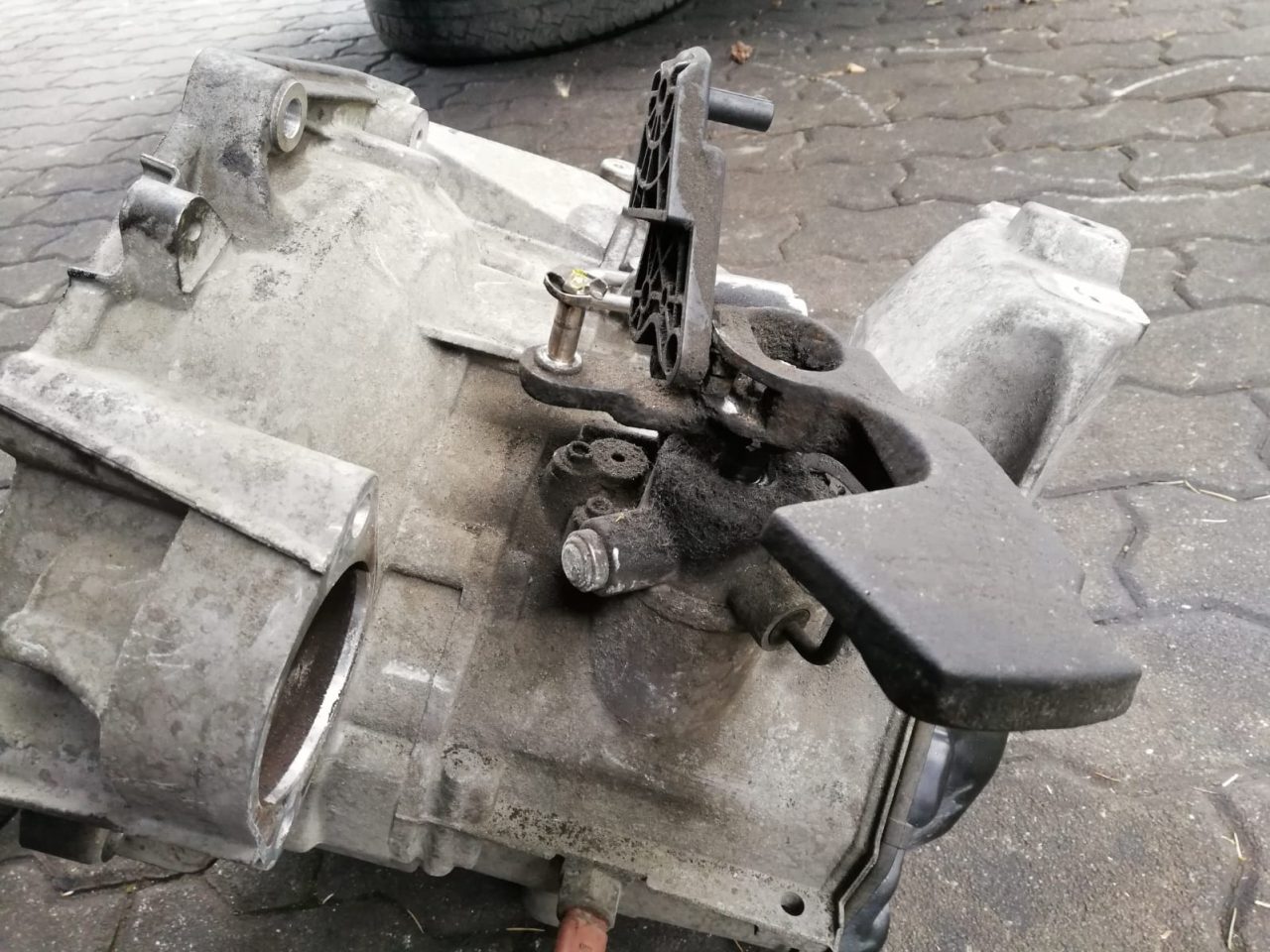 CAMBIO MANUALE 5 MARCE VOLKSWAGEN CADDY 2000 ECOFUEL DAL 2007 AL 2010 - immagine 4