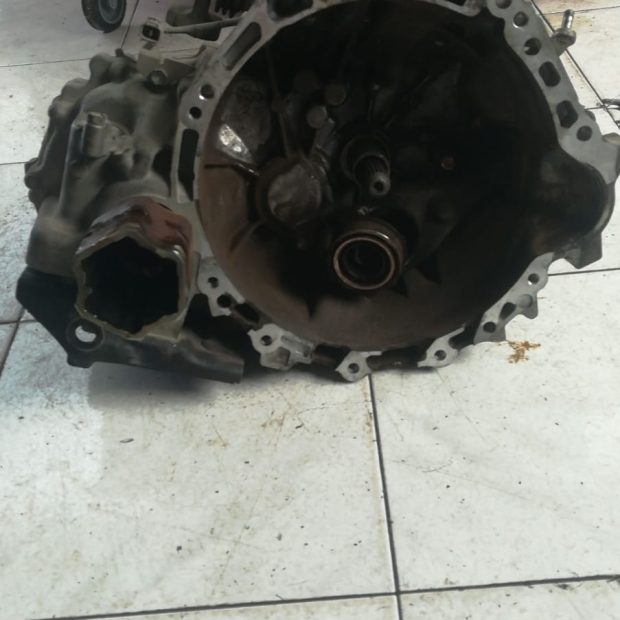 CAMBIO MANUALE 5 MARCE TOYOTA YARIS 66KW 1NDTV