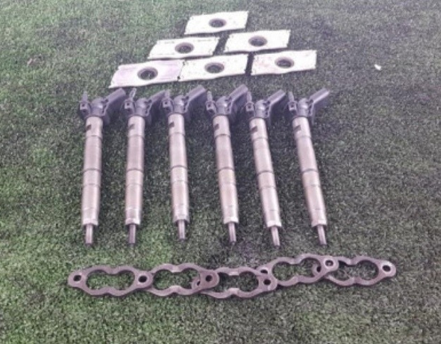 N° 6 INIETTORI CODICE MOTORE ''CAS'' 3000cc TURBO DIESEL COMPATIBILI CON AUDI - VOLKSWAGEN