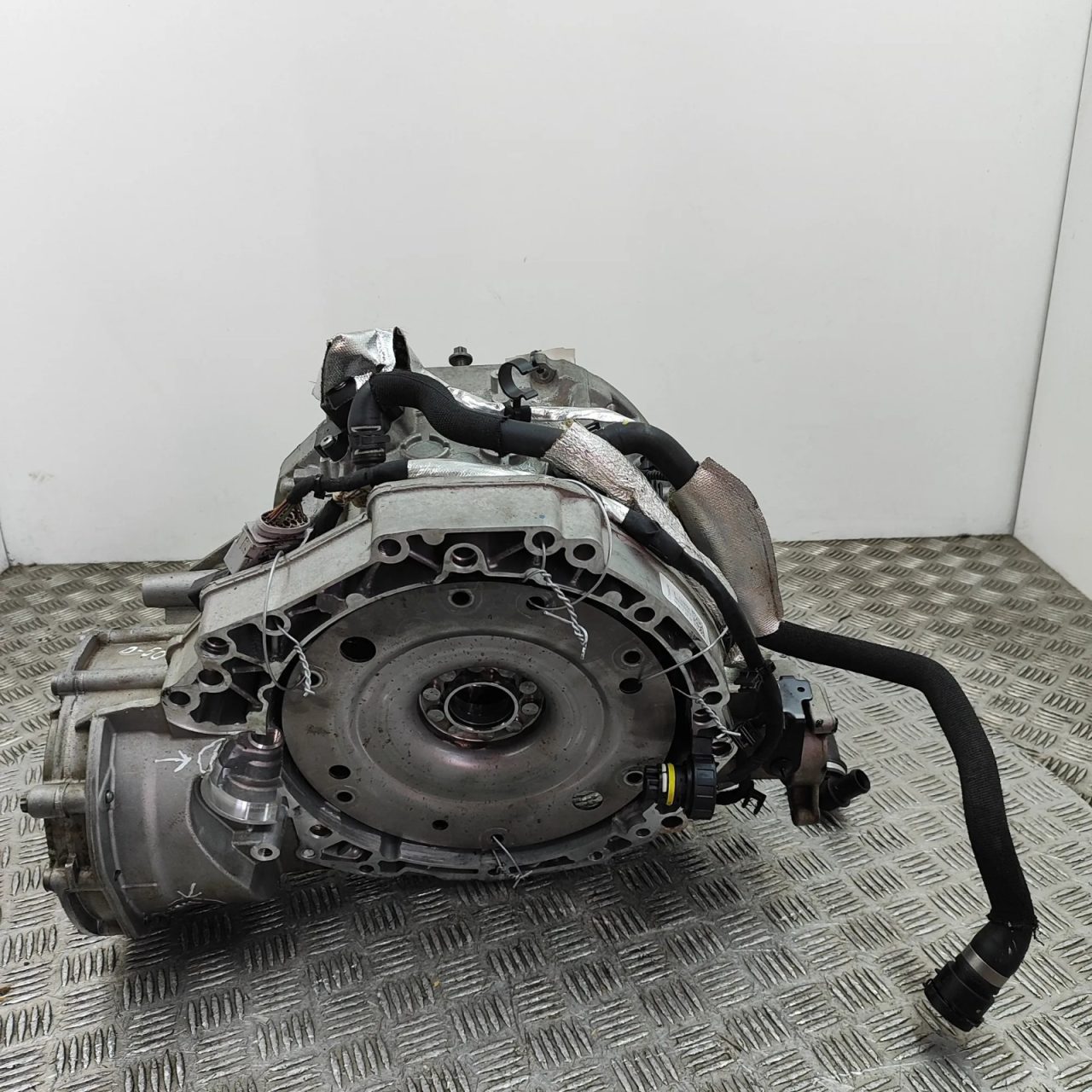 MOTORE ELETTRICO MONTATO SU PORSCHE CAYENNE MOTORE DCB HYBRID COUPE 2017 -> MODELLO: 8HP65AXPH - immagine 3