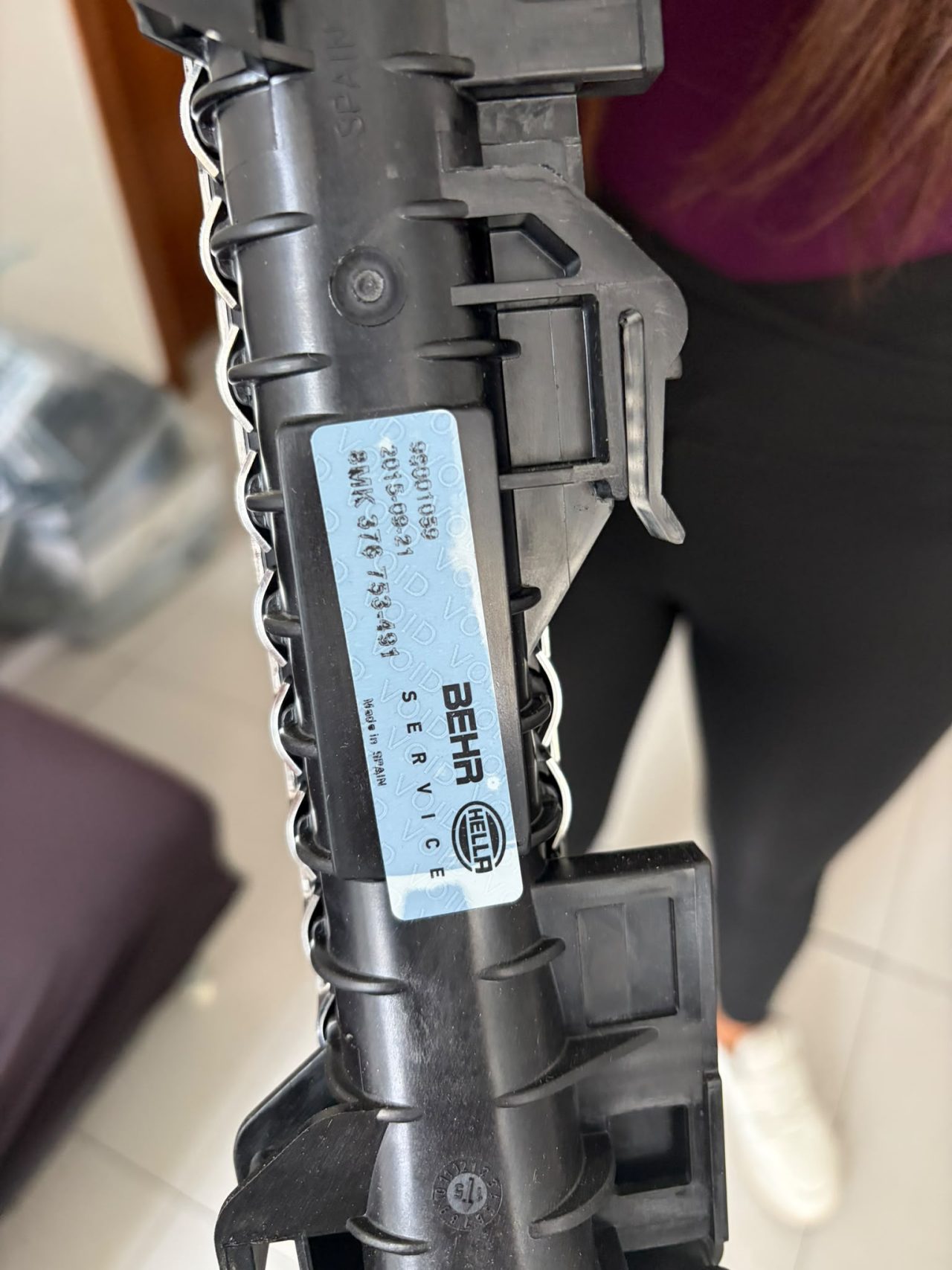 RADIATORE ACQUA BEHR HELLA SERVICE 8MK 376 753-491 GRUPPO VAG USATO - immagine 3