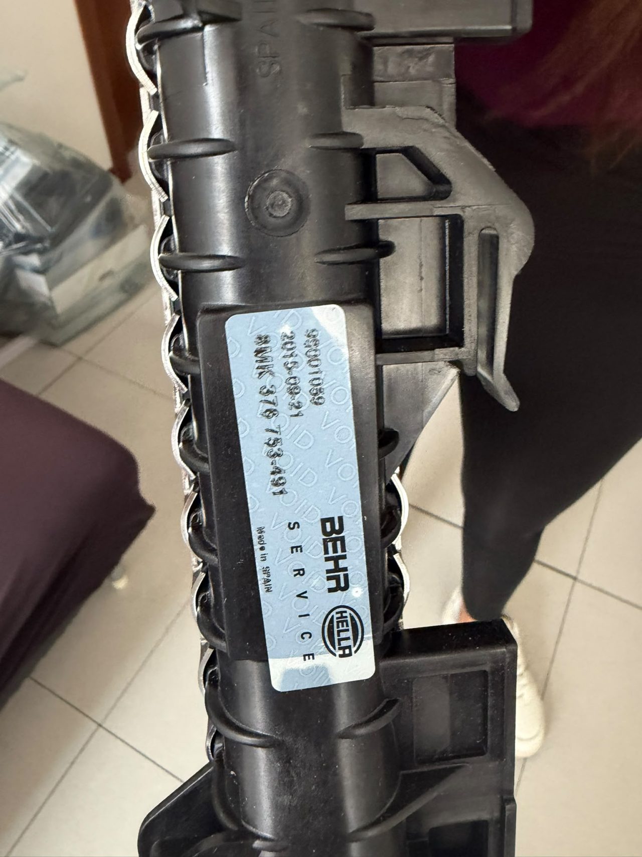 RADIATORE ACQUA BEHR HELLA SERVICE 8MK 376 753-491 GRUPPO VAG USATO - immagine 4